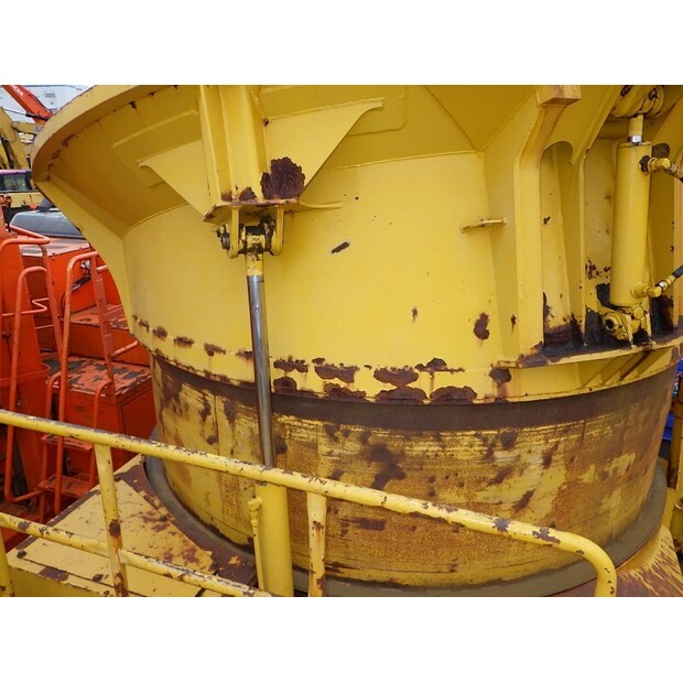 2000 Komatsu BR200T-1-47343268