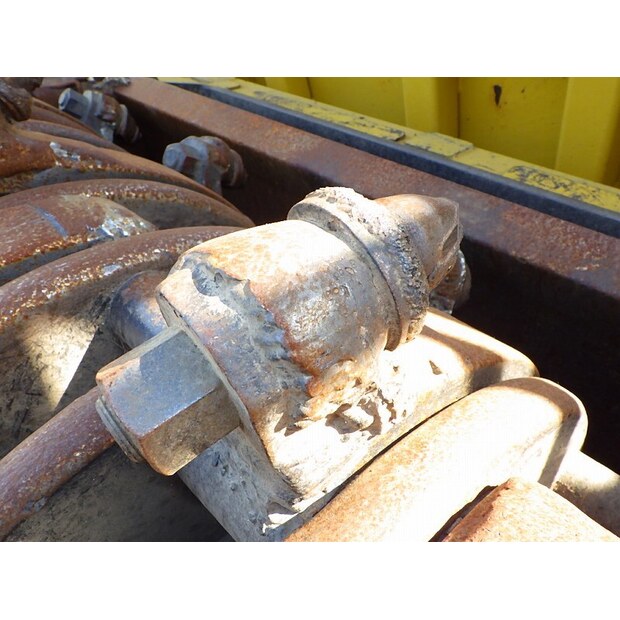 2000 Komatsu BR200T-1-47343274