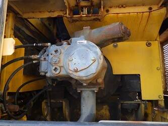 2000-komatsu-br200t-1-47343277