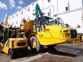 2015-caterpillar-725c-1455656-47343313