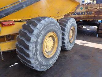 2015-caterpillar-725c-1455656-47343315