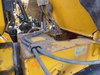 2015-caterpillar-725c-1455656-47343320
