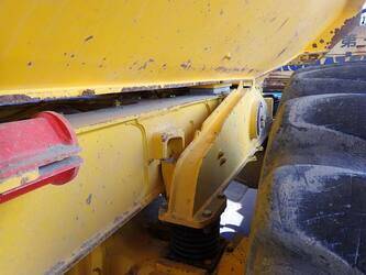2015-caterpillar-725c-1455656-47343321