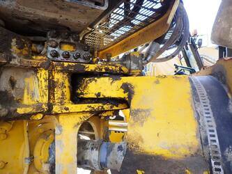 2015-caterpillar-725c-1455656-47343326