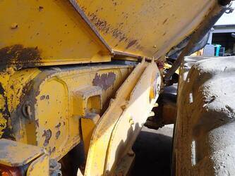 2015-caterpillar-725c-1455656-47343330