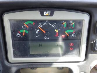 2015-caterpillar-725c-1455656-47343334