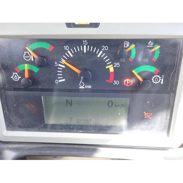 2015 كاتربيلر 725C-47343340