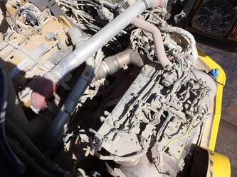 2015-caterpillar-725c-1455656-47343349