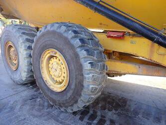 2014-caterpillar-725c-1455657-47343364