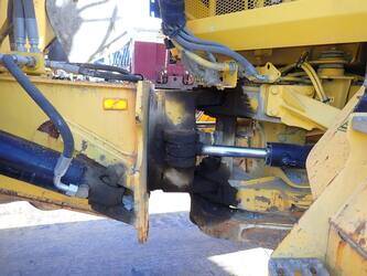 2014-caterpillar-725c-1455657-47343366