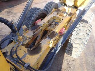 2014-caterpillar-725c-1455657-47343383