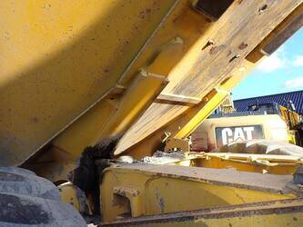 2014-caterpillar-725c-1455657-47343385