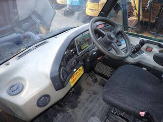 2014-caterpillar-725c-1455657-47343395