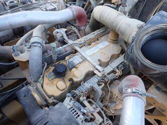 2014-caterpillar-725c-1455657-47343407