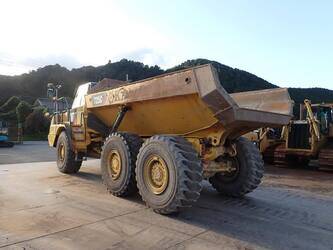 2014-caterpillar-725c-1455657-47343418