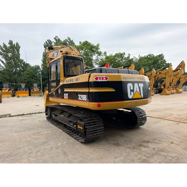 2017 Caterpillar 320BL-47343587