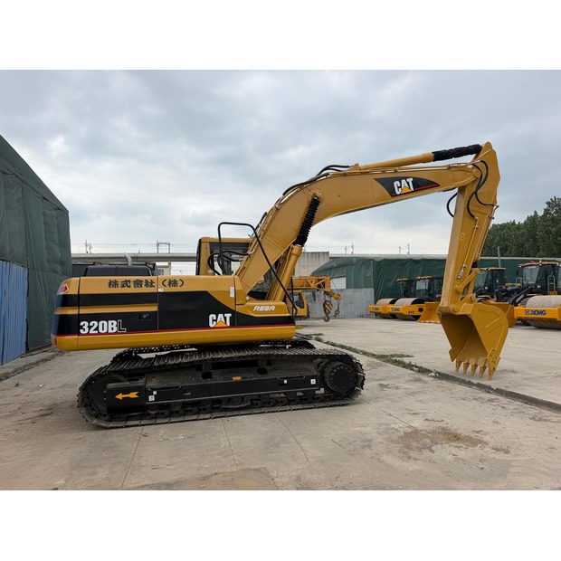 2017 Caterpillar 320BL-47343592
