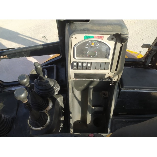 2018 جيه سي بي 3DX SUPER-47345854