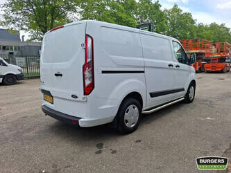 2019-ford-transit-custom-1455689-47346176