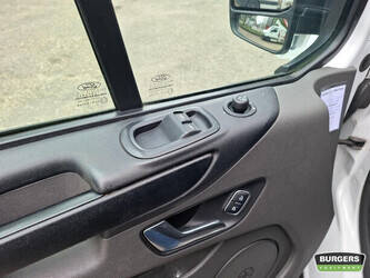 2019-ford-transit-custom-1455689-47346181