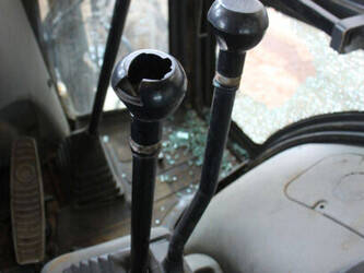 2017-new-holland-b90b-ss-47346610