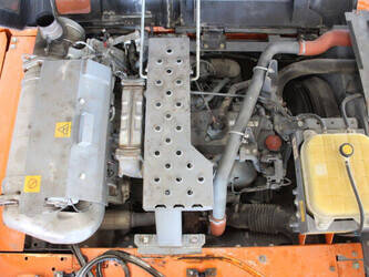 2017-hitachi-zx210lc-6-1455699-47346669
