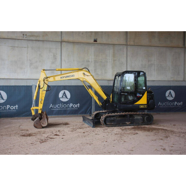 2011 Hyundai R60-7-47346945