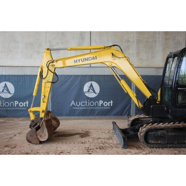 2011 Hyundai R60-7-47346953