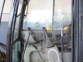 2011-hyundai-r60-7-1455708-47346970