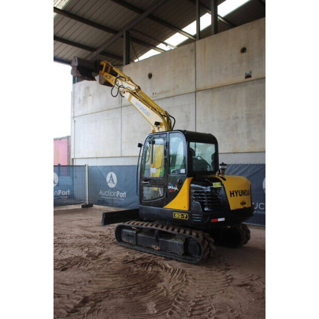 2011 Hyundai R60-7-47346981