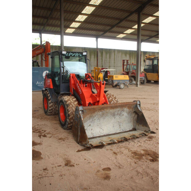 2023 KUBOTA R090-47347090