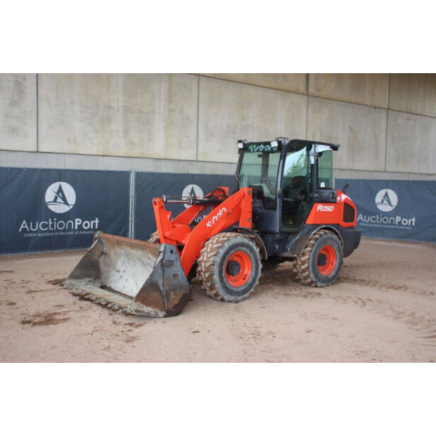 2023 KUBOTA R090-47347092