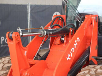2023-kubota-r090-47347094