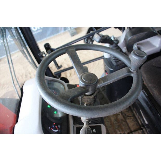 2023 KUBOTA R090-47347108