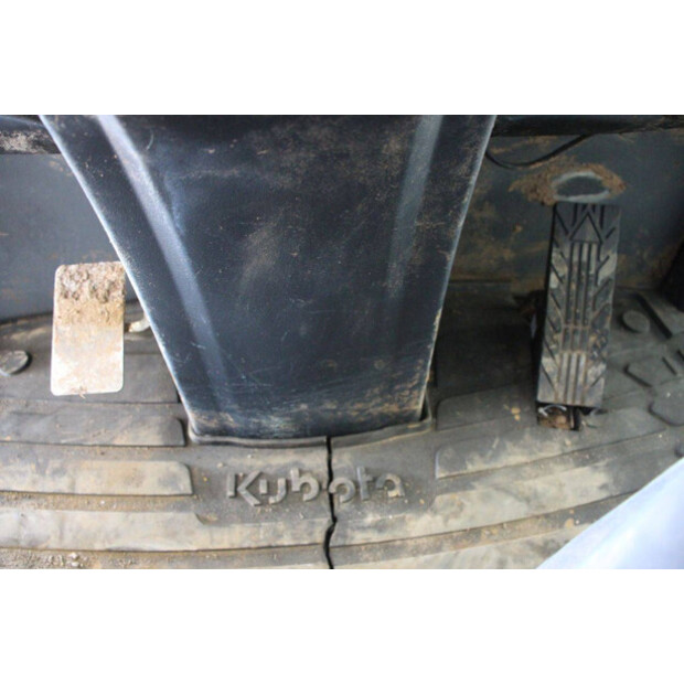 2023 KUBOTA R090-47347110