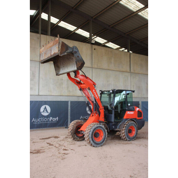 2023 KUBOTA R090-47347116