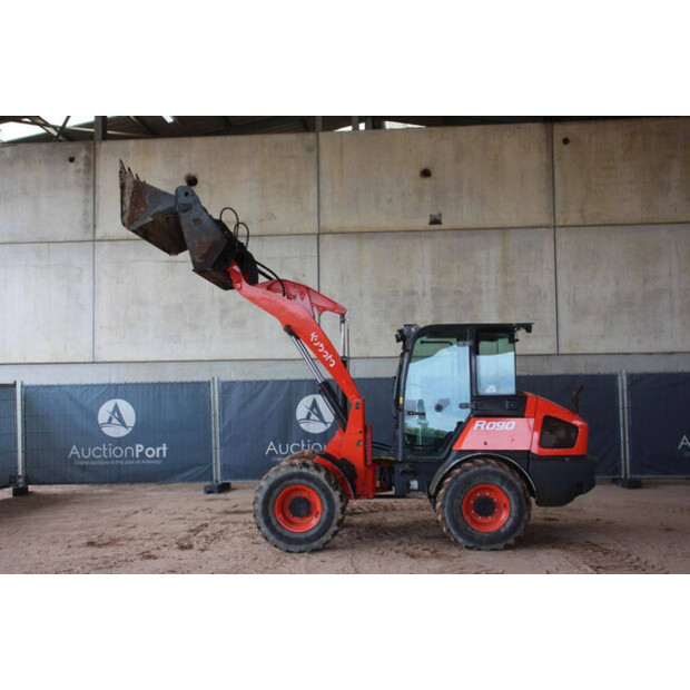 2023 KUBOTA R090-47347117