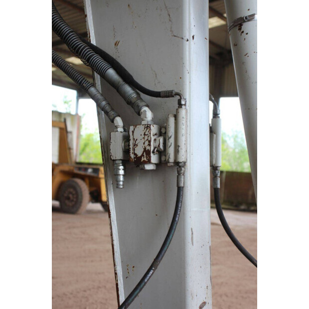 تاكوتشي TB175W-47347231