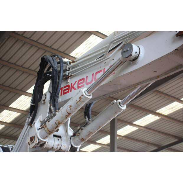 تاكوتشي TB175W-47347232