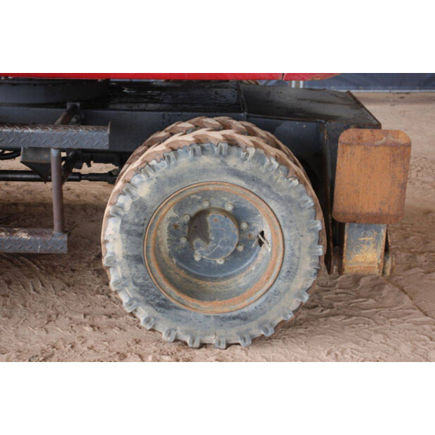 تاكوتشي TB175W-47347235