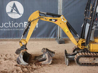 caterpillar-3tnv70-47347245