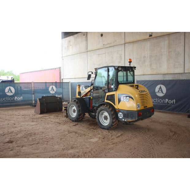 2017 Gehl AL600-47347303