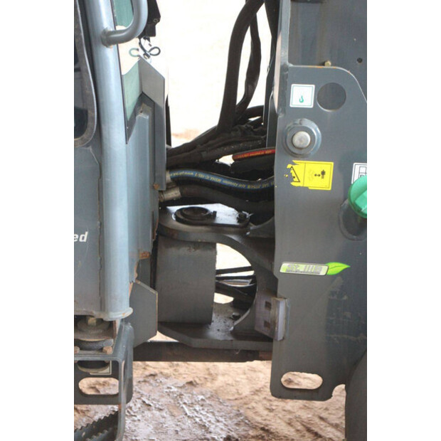 2017 Gehl AL600-47347325