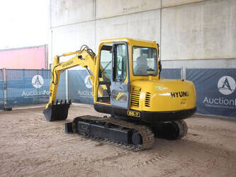 2011-hyundai-r55-7-47347437