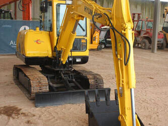 2011-hyundai-r55-7-47347440