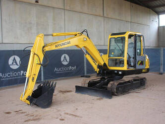 2011-hyundai-r55-7-47347442