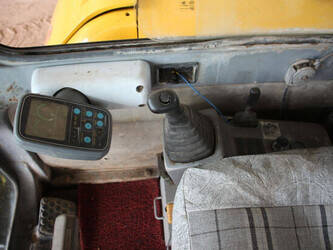 2011-hyundai-r55-7-47347462