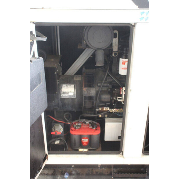 2010 اس دي ام او R66-47347504