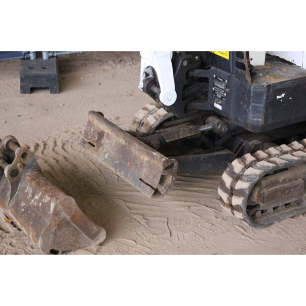 2020 BOBCAT E10Z-47347866