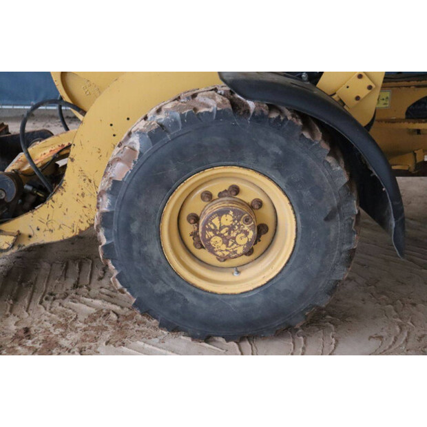 2015 كاتربيلر 906H-47347972